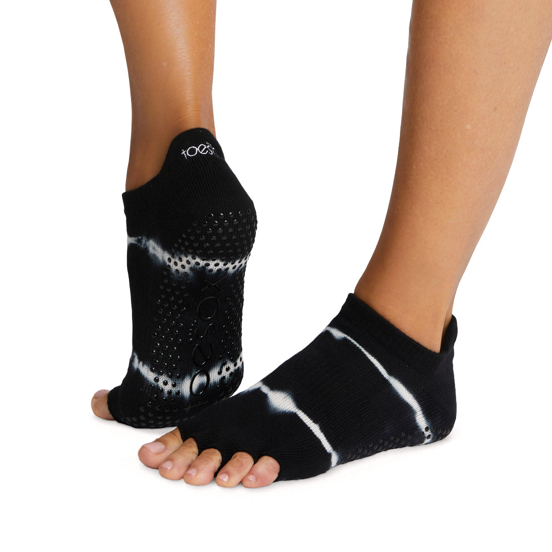 Half Toe Low Rise Grip Socks – ToeSox, Tavi