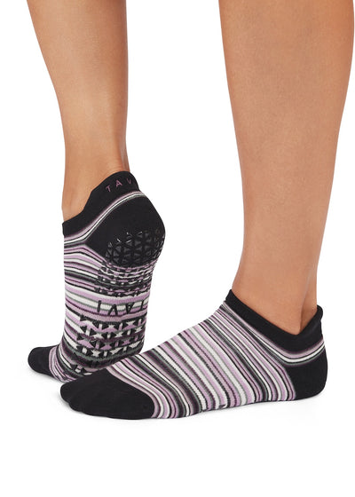 Savvy Grip Socks | Socks > Grip | Tavi – Tavi Active