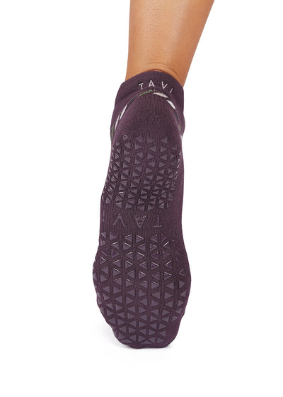 Savvy Grip Socks | Socks > Grip | Tavi – Tavi Active