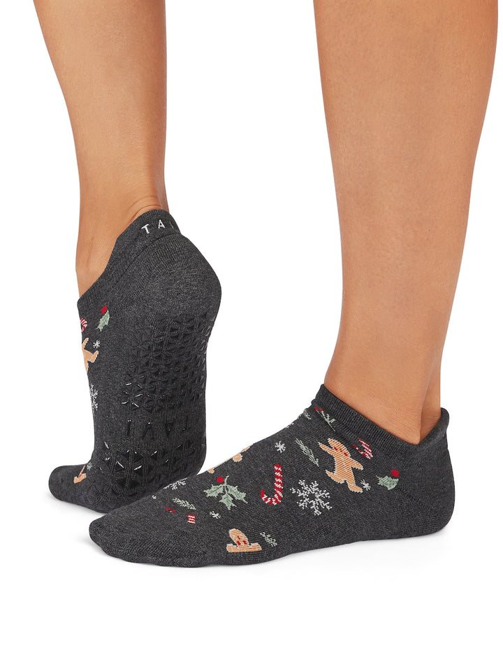 Savvy Grip Socks | Socks > Grip | Tavi – Tavi Active