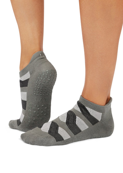 Savvy Grip Socks | Socks > Grip | Tavi – Tavi Active