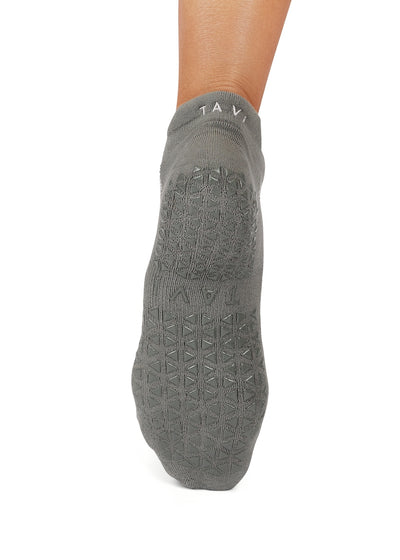 Savvy Grip Socks | Socks > Grip | Tavi – Tavi Active