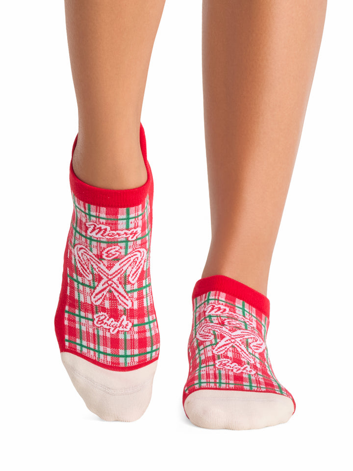 Savvy Grip Socks | Socks > Grip | Tavi – Tavi Active