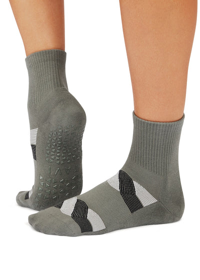 Aria Grip Socks | Socks > Grip | Tavi – Tavi Active