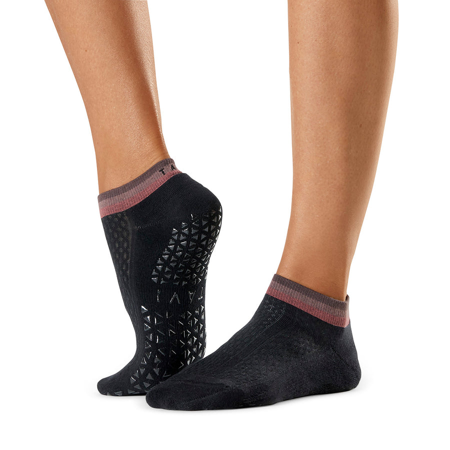 # Cora Grip Socks * | Socks > Grip | Tavi – ToeSox | Tavi | Vooray