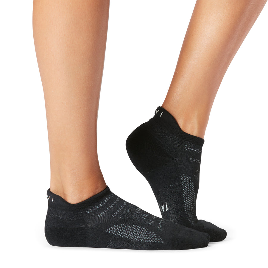 # Taylor Cushion Sport Socks | Socks > Sport | Tavi – ToeSox | Tavi | Vooray