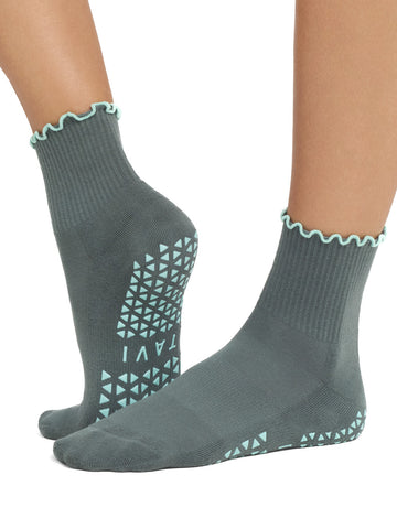 Aria Ruffle Grip Socks | Socks > Grip | Tavi – Tavi Active