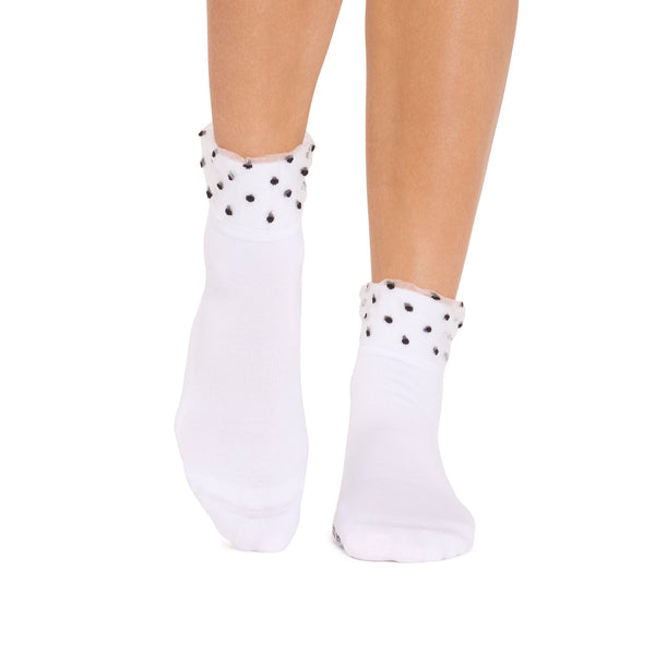 Aria Tulle Cuff Grip Socks | Socks > Grip | Tavi – Tavi Active