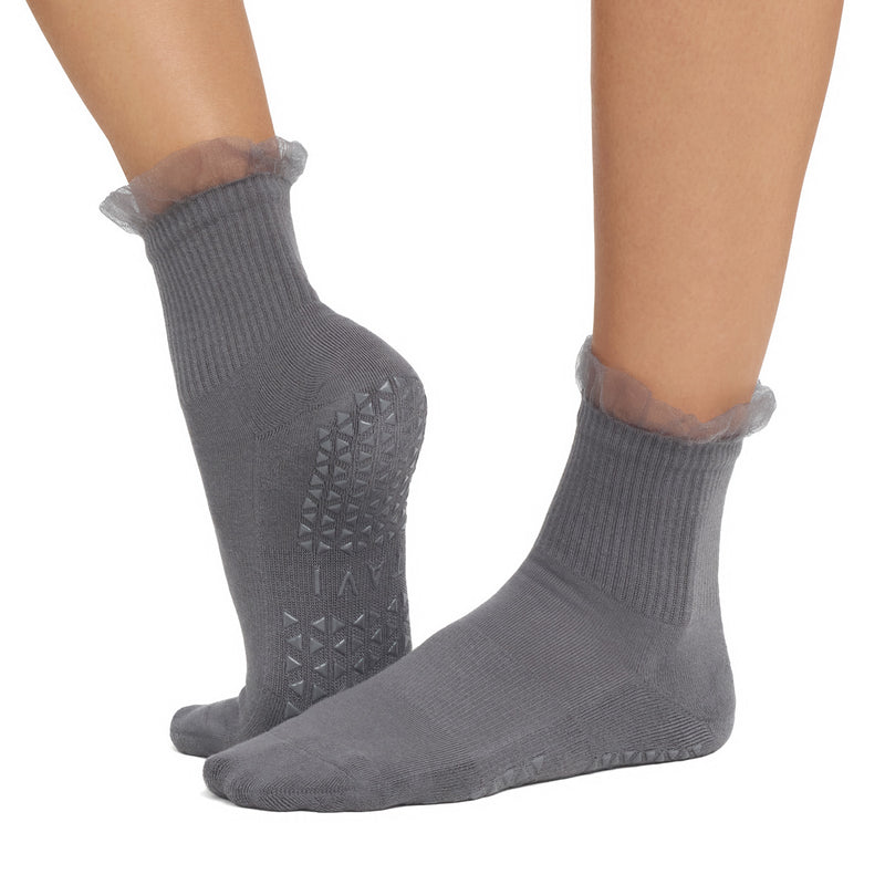 Aria Tulle Ruffle Grip Socks | Socks > Grip | Tavi – Tavi Active