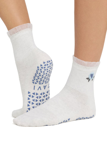 Aria Tulle Ruffle Grip Socks | Socks > Grip | Tavi – Tavi Active