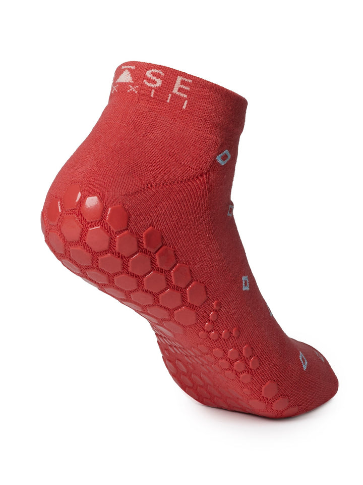 Base33 Low Rise Grip Socks | Socks > Grip | Base33 – Tavi Active