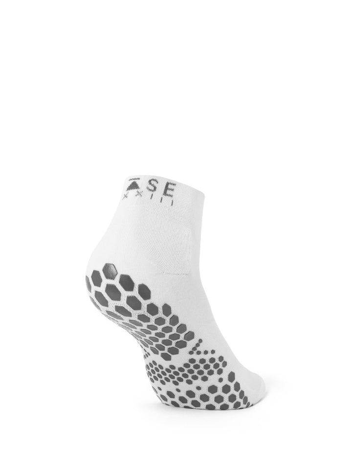 Base33 Low Rise Grip Socks | Socks > Grip | Base33 – Tavi Active