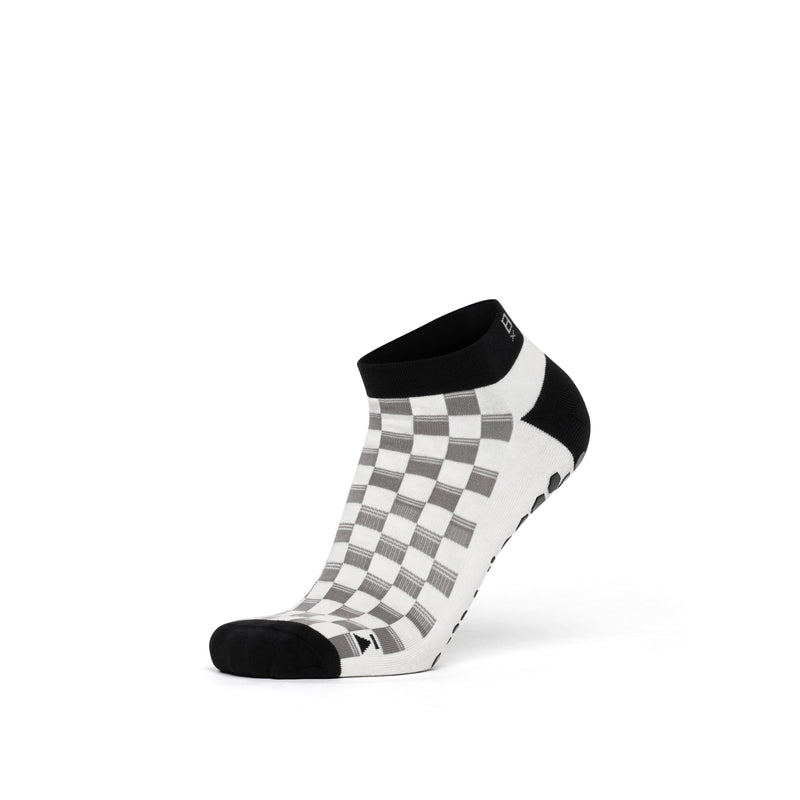 Base33 Low Rise Grip Socks | Socks > Grip | Base33 – Tavi Active