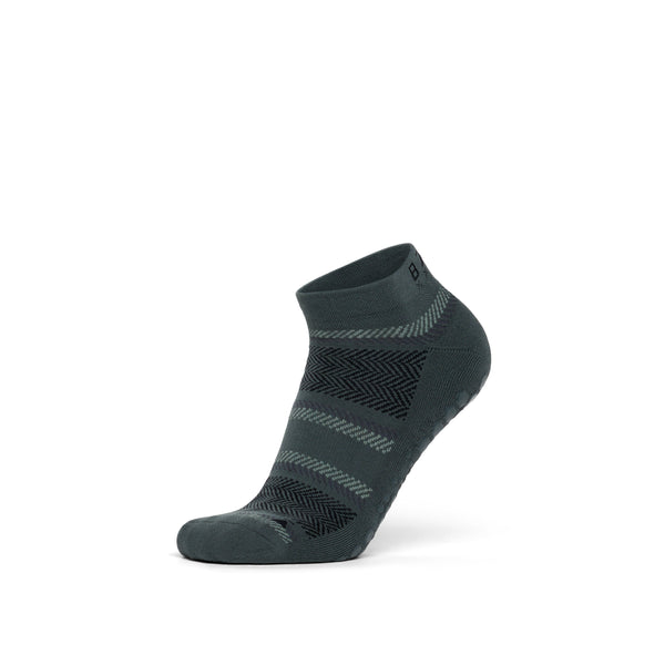 Base33 Low Rise Grip Socks