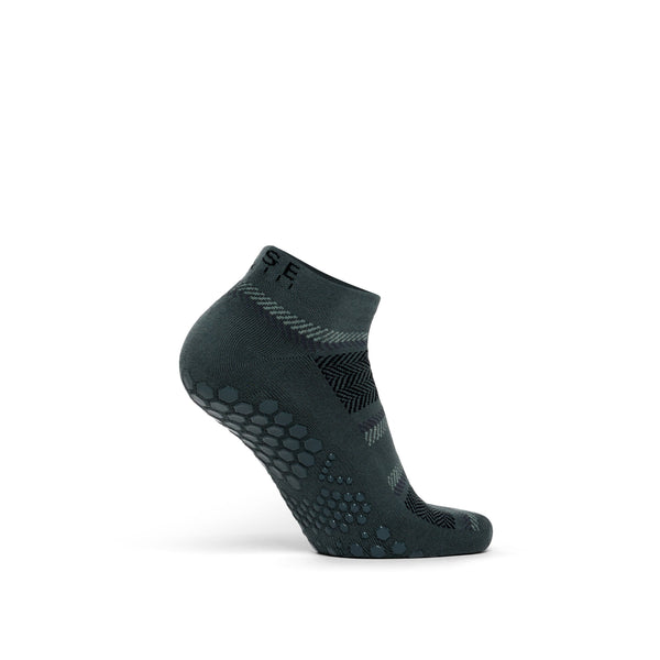 Base33 Low Rise Grip Socks