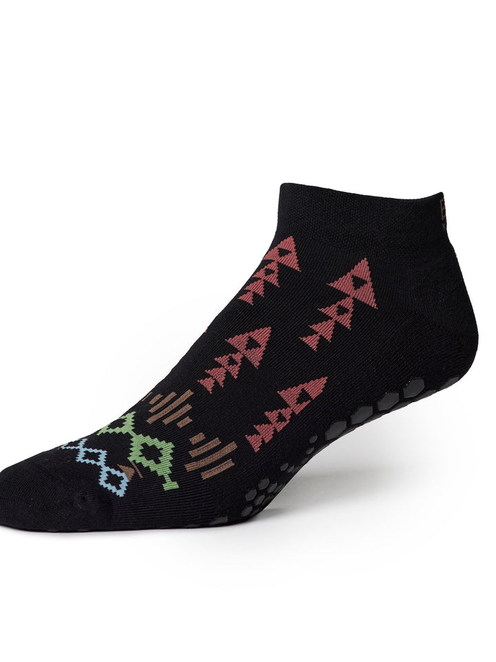 Base33 Low Rise Grip Socks | Socks > Grip | Base33 – Tavi Active