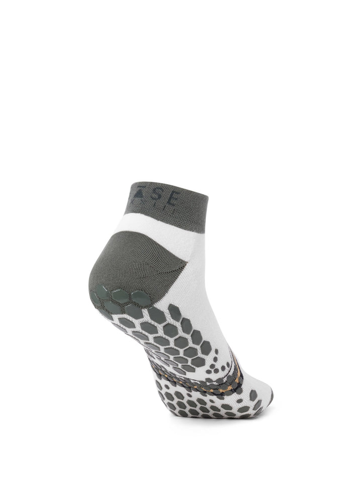 Base33 Low Rise Grip Socks | Socks > Grip | Base33 – Tavi Active