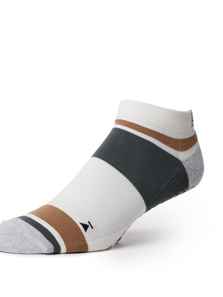 Base33 Low Rise Grip Socks | Socks > Grip | Base33 – ToeSox | Tavi | Vooray