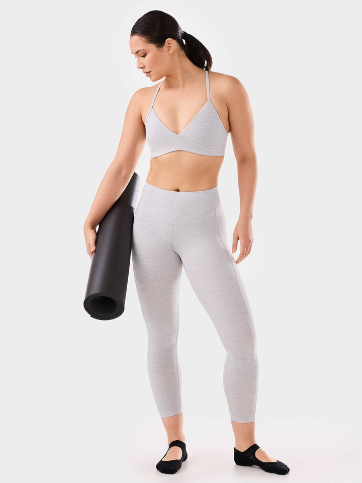 TaviCloud Adjustable Studio Bra | Sports Bras | Tavi – ToeSox | Tavi | Vooray