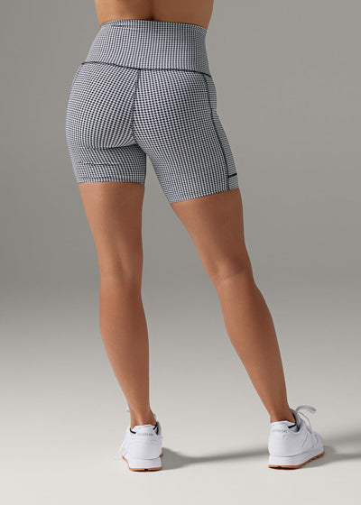 TaviSculpt® Stash + Dash Biker Short 6" | Bottoms > Biker Shorts | Tavi – Tavi Active