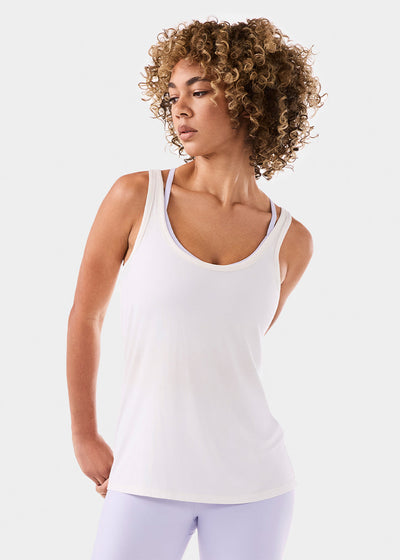 Fitted Swoop Tank | Tops > Tanks | Tavi – Tavi Active