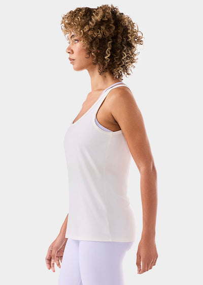 Fitted Swoop Tank | Tops > Tanks | Tavi – Tavi Active