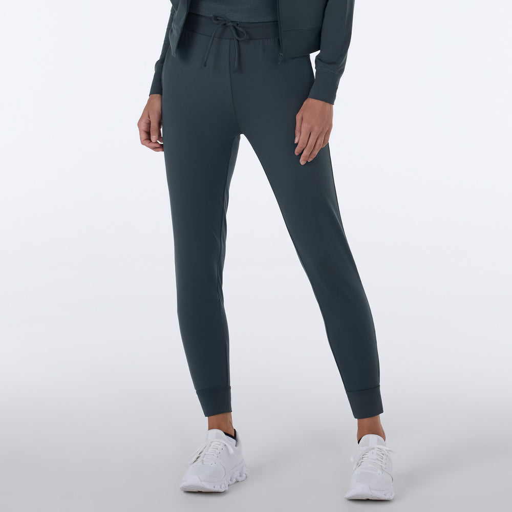 Tavi SoftTec Jogger | Bottoms > Pants | Tavi – Tavi Active