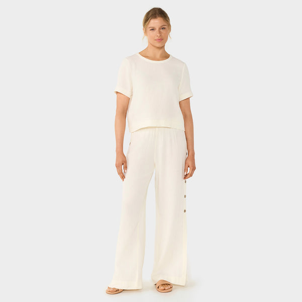 Unwind Gauze Tee | Tops > Short Sleeve | Tavi – Tavi Active