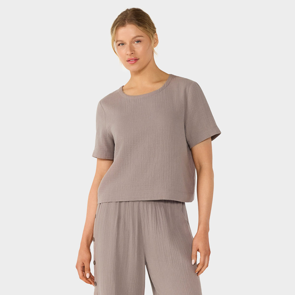 Unwind Gauze Tee | Tops > Short Sleeve | Tavi – Tavi Active