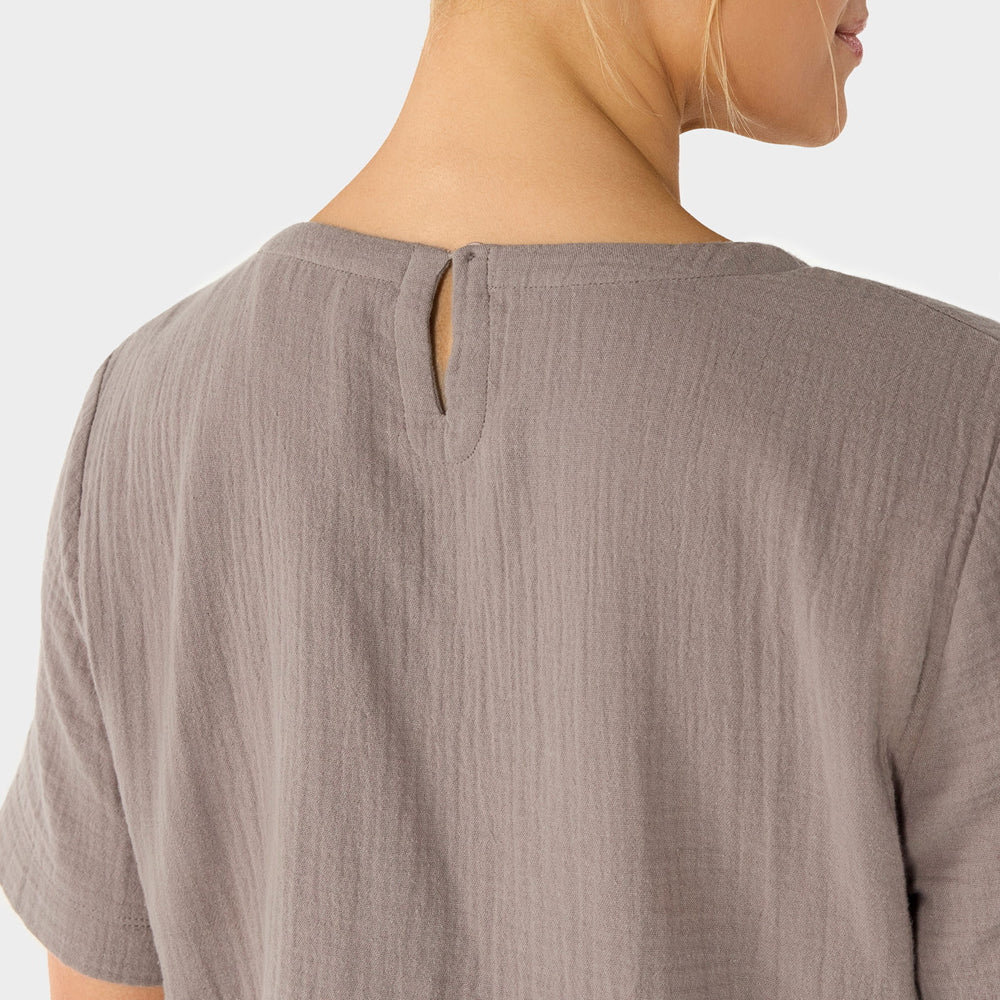 Unwind Gauze Tee | Tops > Short Sleeve | Tavi – Tavi Active