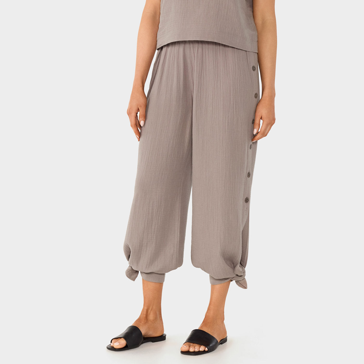 Unwind Gauze Pant | Bottoms > Pants | Tavi – Tavi Active