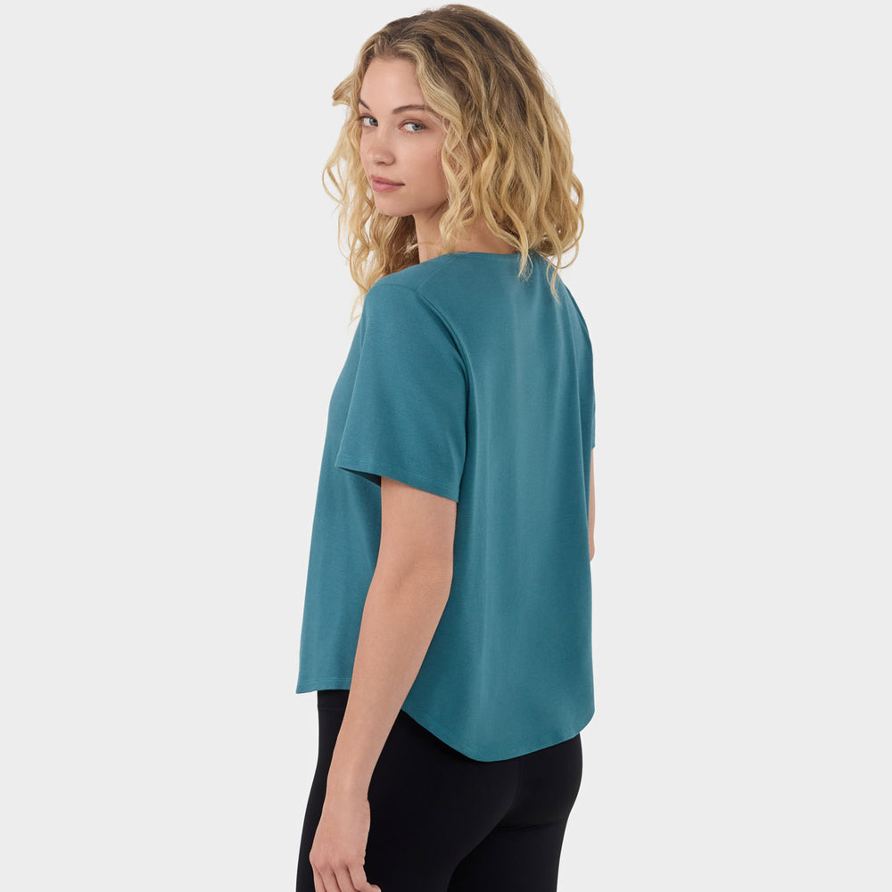 Scoop Neck Vent Tee | Tops > Short Sleeve | Tavi – Tavi Active