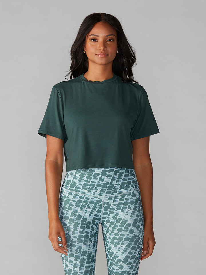 # Crop Tee * | Tops > Short Sleeve | Tavi – ToeSox | Tavi | Vooray