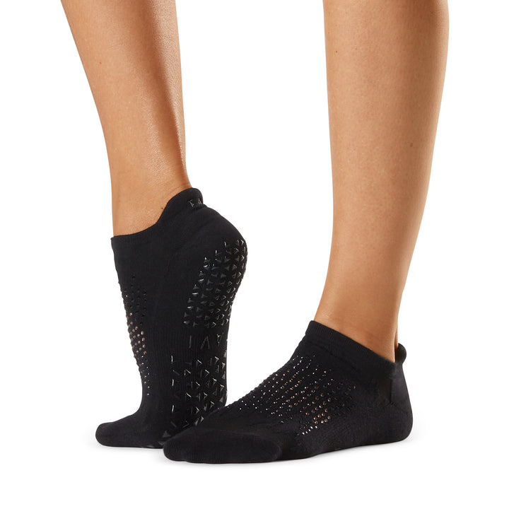 # Savvy Grip Socks * | Socks > Grip | Tavi – ToeSox | Tavi | Vooray