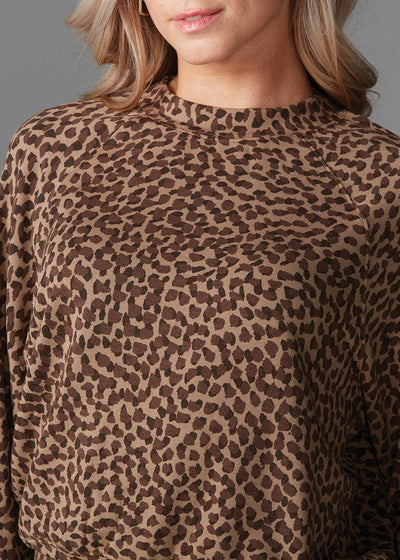 # Ease Crew Sweatshirt * | Tops > Sweaters & Hoodies | Tavi – ToeSox | Tavi | Vooray