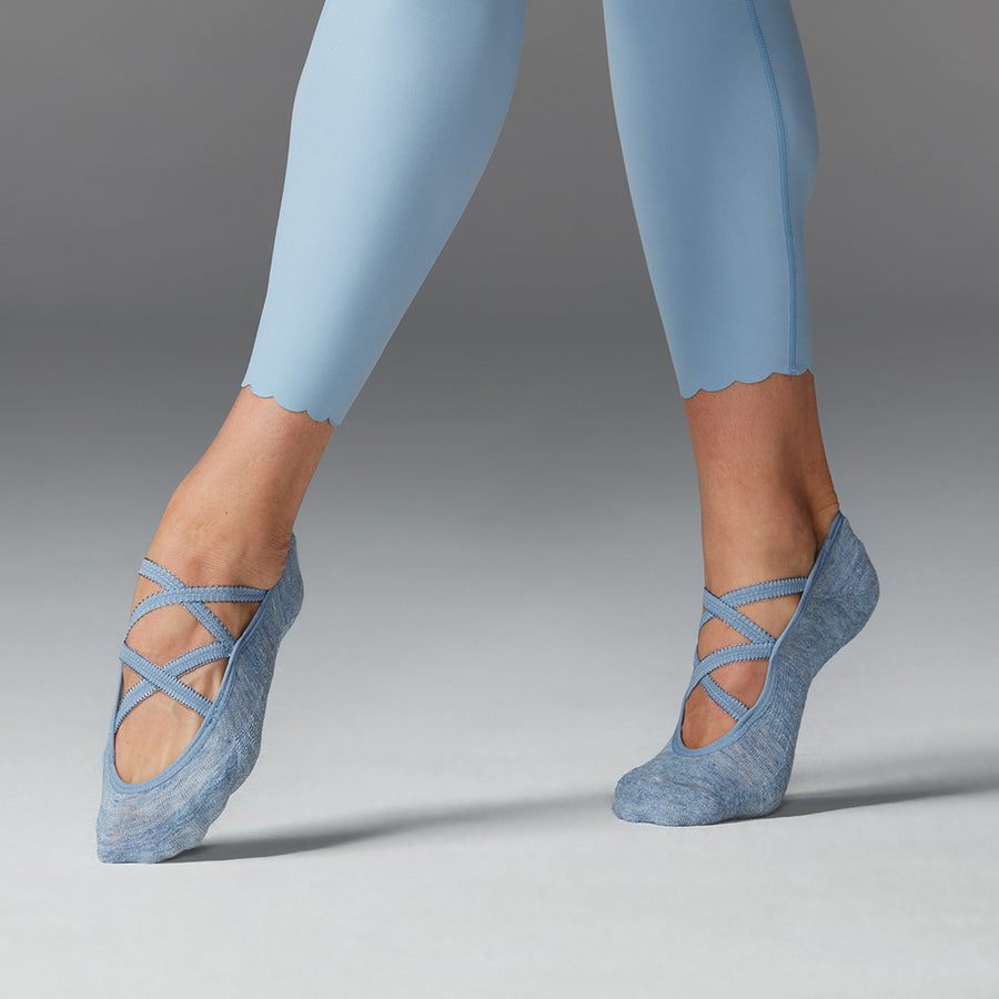 Scallop High Waisted 7/8 Leggings