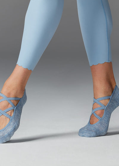 # Scallop High Waisted 7/8 Leggings * | Bottoms > Leggings | Tavi – ToeSox | Tavi | Vooray