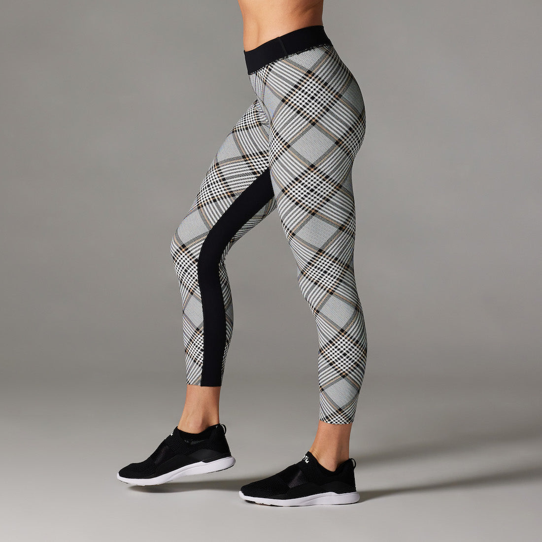 TaviSculpt® Mid Rise 7/8 Leggings | Bottoms > Leggings | Tavi – ToeSox | Tavi | Vooray
