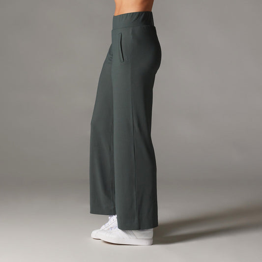 Tavi SoftTec Wide Leg Pant | Bottoms > Pants | Tavi – Tavi Active