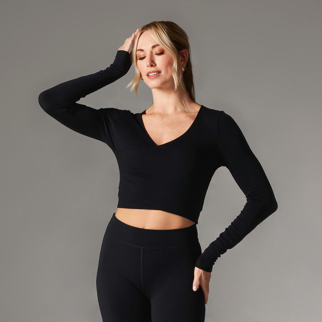 group criss cross long sleeve top