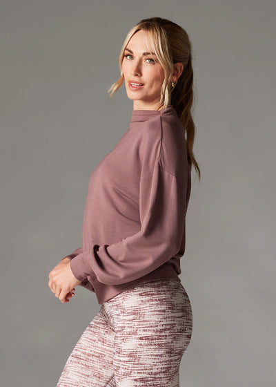 Slope Crew Sweatshirt | Tops > Sweaters & Hoodies | Tavi – Tavi Active