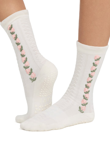 Jess Knitted Ruffle Grip Socks | Socks > Grip | Tavi – Tavi Active