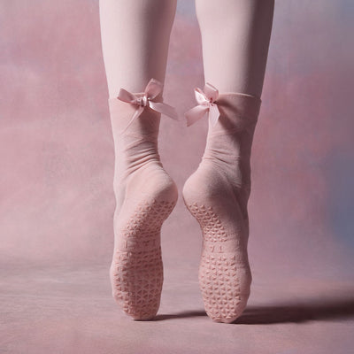 Kalea Grip Socks | Socks > Grip | Tavi – Tavi Active