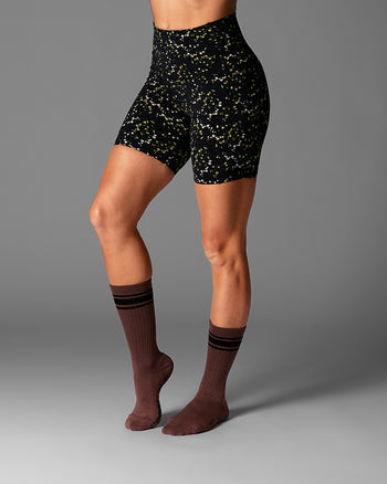 # Stash & Dash Biker Short 6" | Bottoms > Biker Shorts | Tavi – ToeSox | Tavi | Vooray