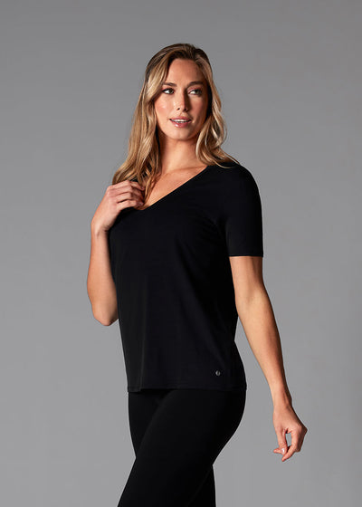 # Everyday V-Neck Tee | Tops > Short Sleeve | Tavi – ToeSox | Tavi | Vooray