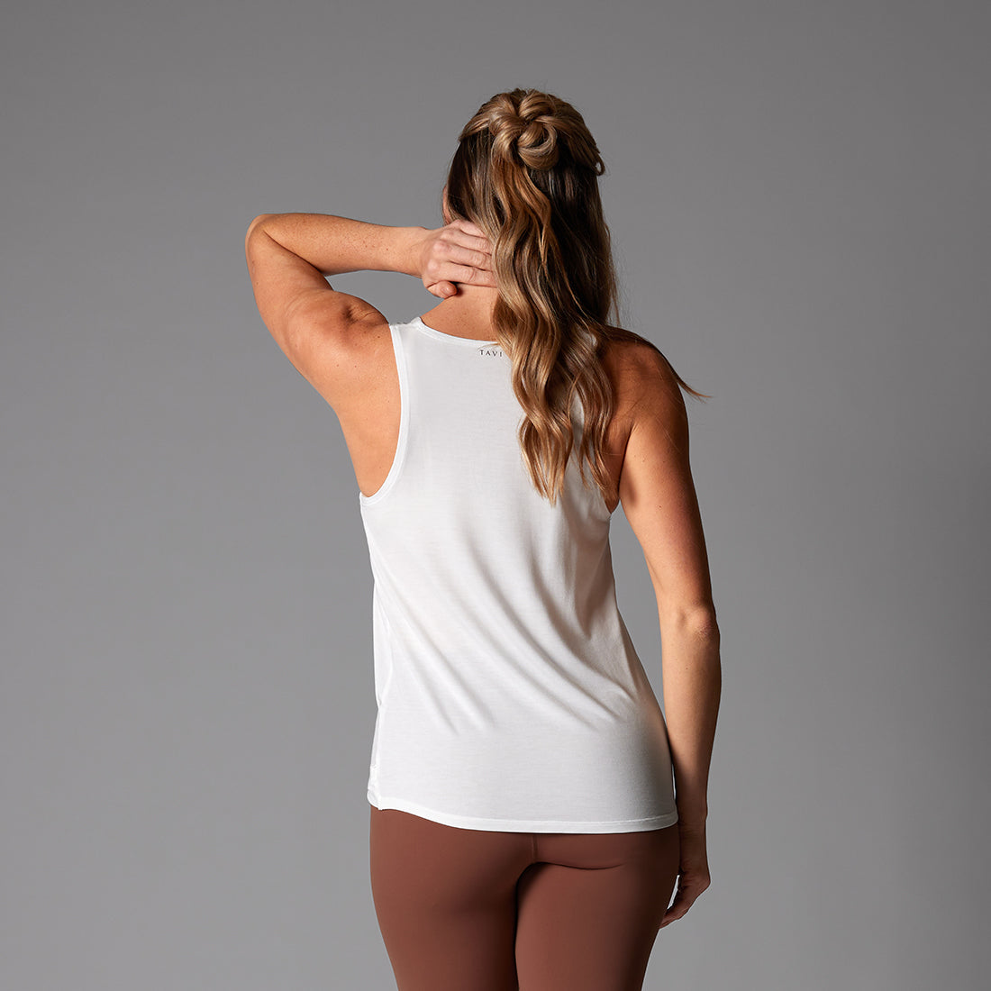 # Flatter Twist Tank | Tops > Tanks | Tavi – ToeSox | Tavi | Vooray