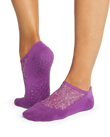 Merch Monday💎 Our new Tavi Noir socks & activewear have been
