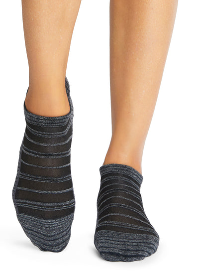 # Savvy Breeze Grip Socks | Socks > Grip | Tavi – ToeSox | Tavi | Vooray