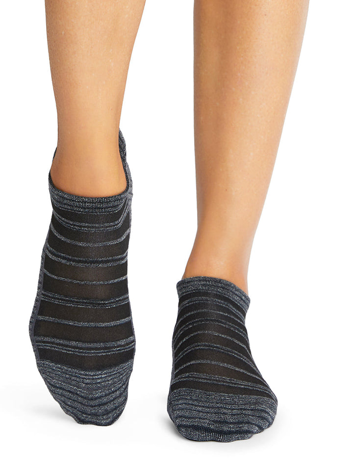 # Savvy Breeze Grip Socks | Socks > Grip | Tavi – ToeSox | Tavi | Vooray