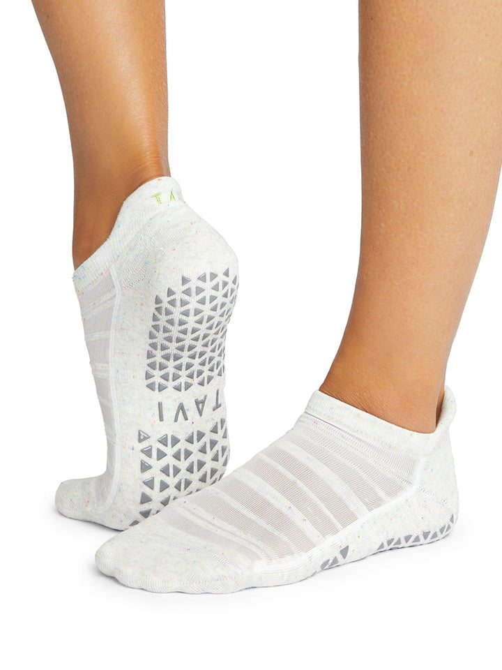 # Savvy Breeze Grip Socks | Socks > Grip | Tavi – ToeSox | Tavi | Vooray